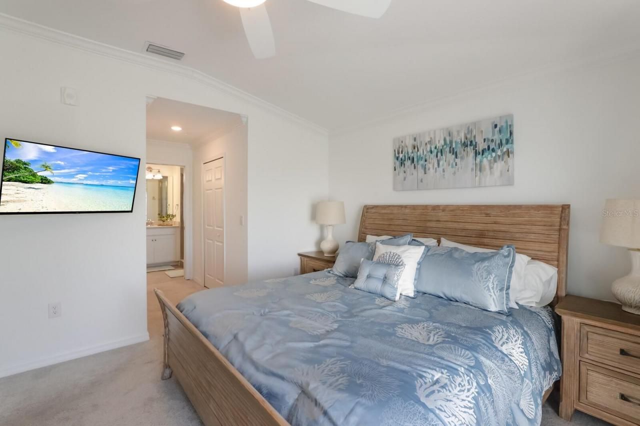 5721 Palmer Circle, Unit 201, Bradenton, FL 34211 Photo