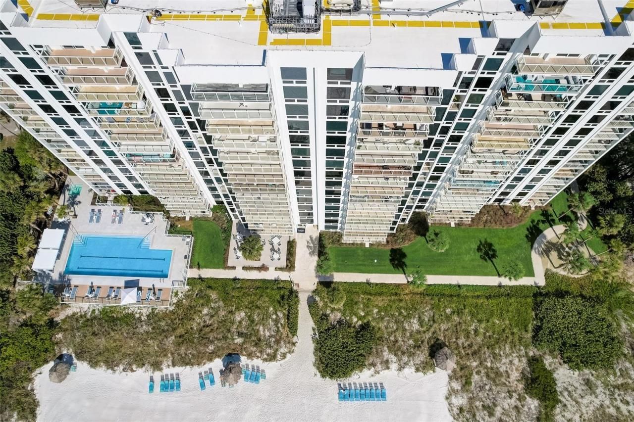 2425 Gulf Of Mexico Drive, Unit 14B, Longboat Key, FL 34228 Photo