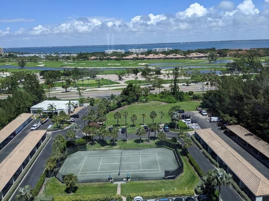 2425 Gulf Of Mexico Drive, Unit 14B, Longboat Key, FL 34228 Photo