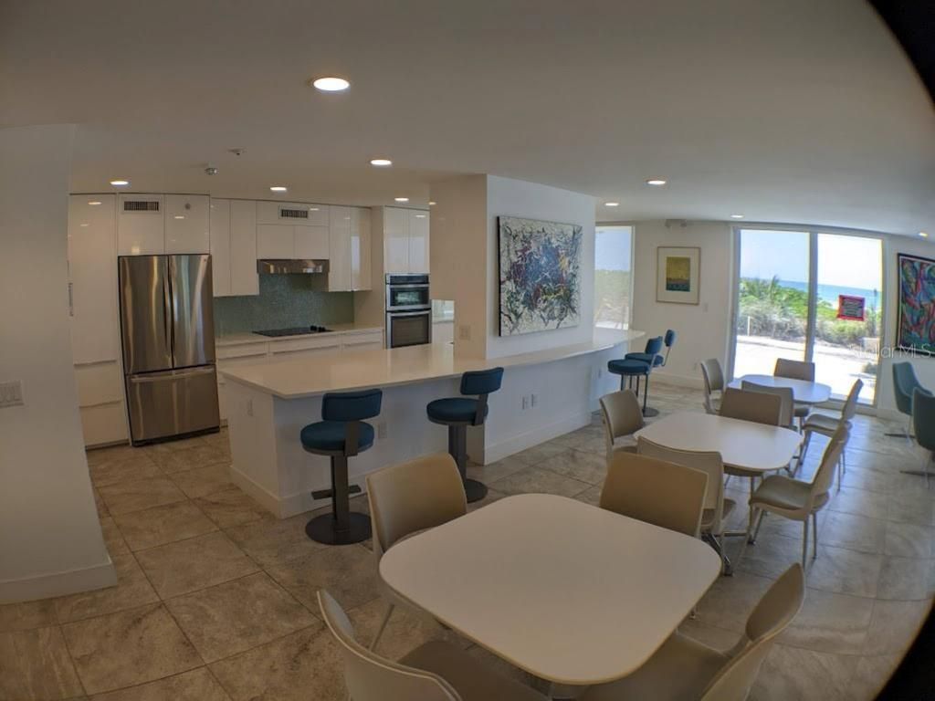2425 Gulf Of Mexico Drive, Unit 14B, Longboat Key, FL 34228 Photo