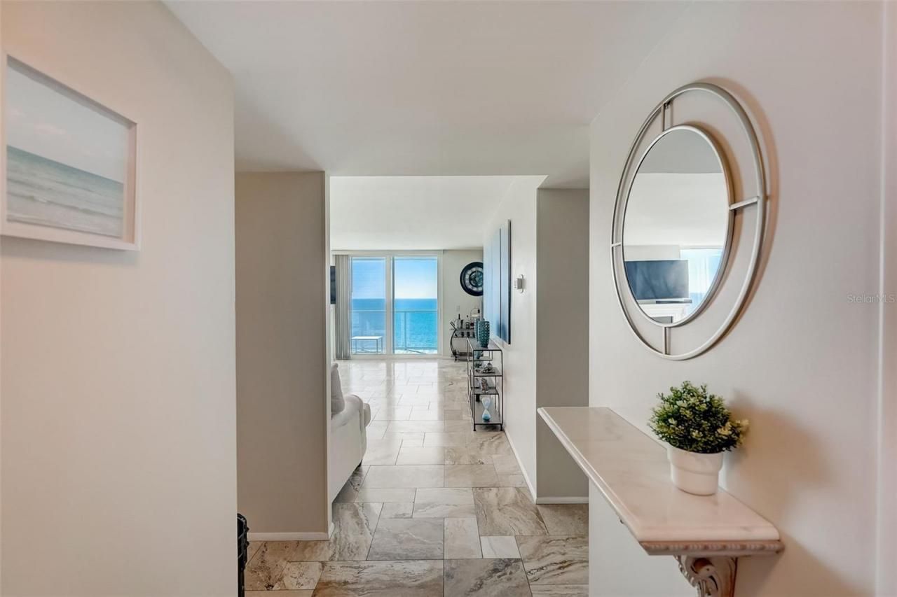 2425 Gulf Of Mexico Drive, Unit 14B, Longboat Key, FL 34228 Photo