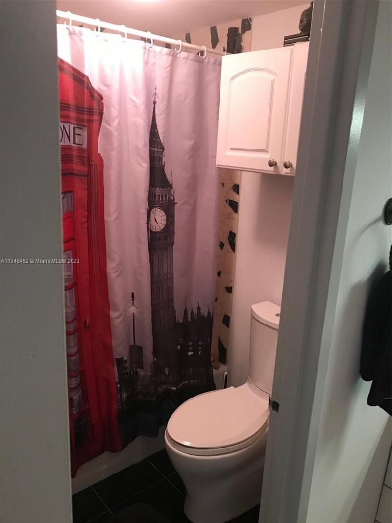 100 Lincoln Rd, Unit 1007, Miami Beach, FL 33139 Photo