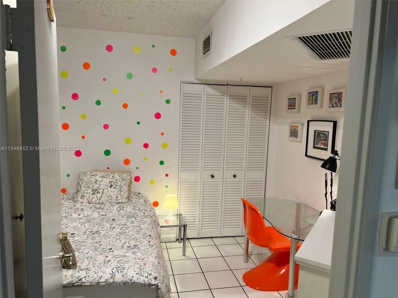 100 Lincoln Rd, Unit 1007, Miami Beach, FL 33139 Photo