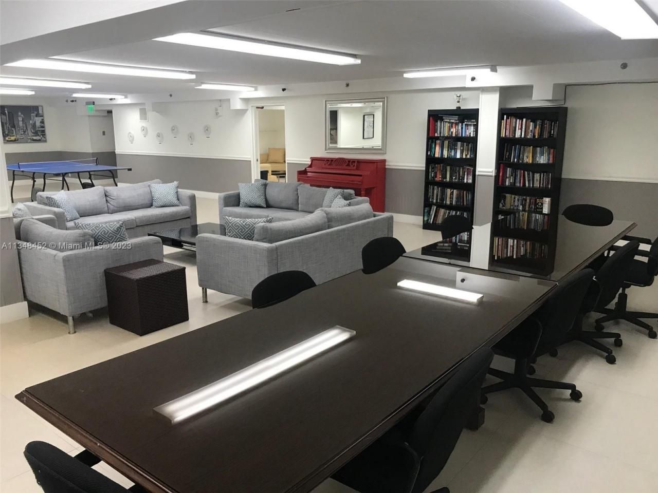 100 Lincoln Rd, Unit 1007, Miami Beach, FL 33139 Photo