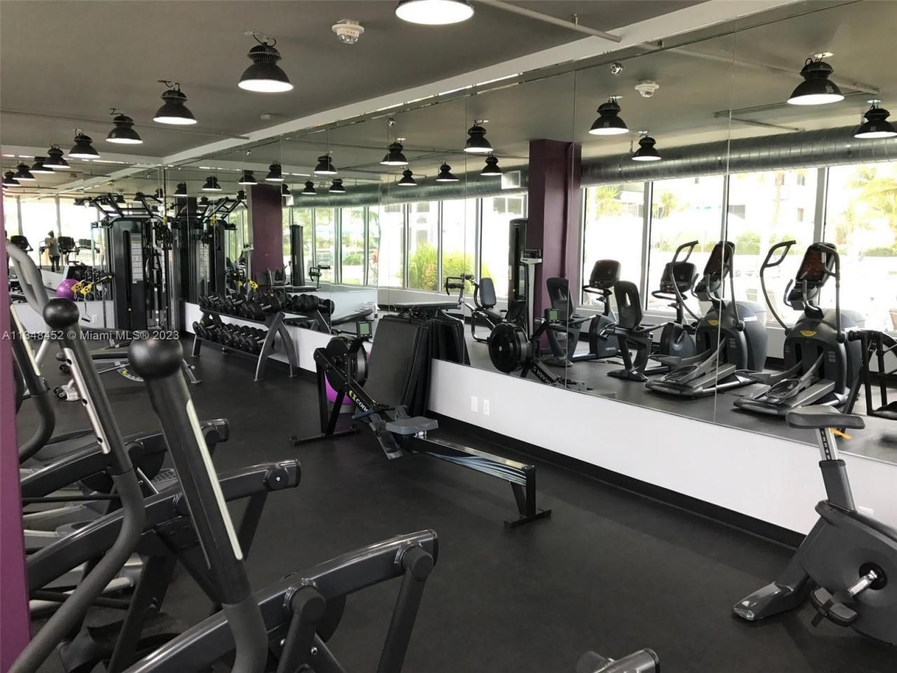 100 Lincoln Rd, Unit 1007, Miami Beach, FL 33139 Photo