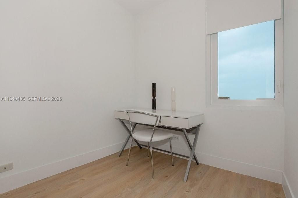 2301 Collins Ave, Unit 927, Miami Beach, FL 33139 Photo