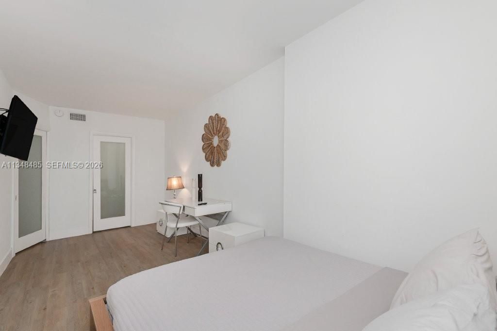 2301 Collins Ave, Unit 927, Miami Beach, FL 33139 Photo
