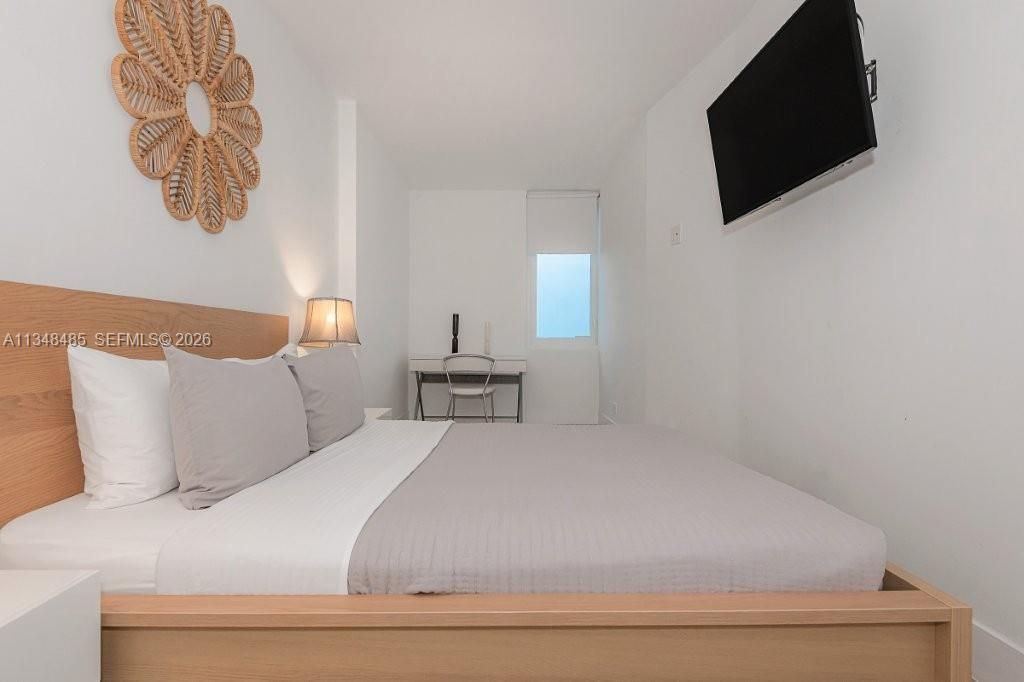 2301 Collins Ave, Unit 927, Miami Beach, FL 33139 Photo