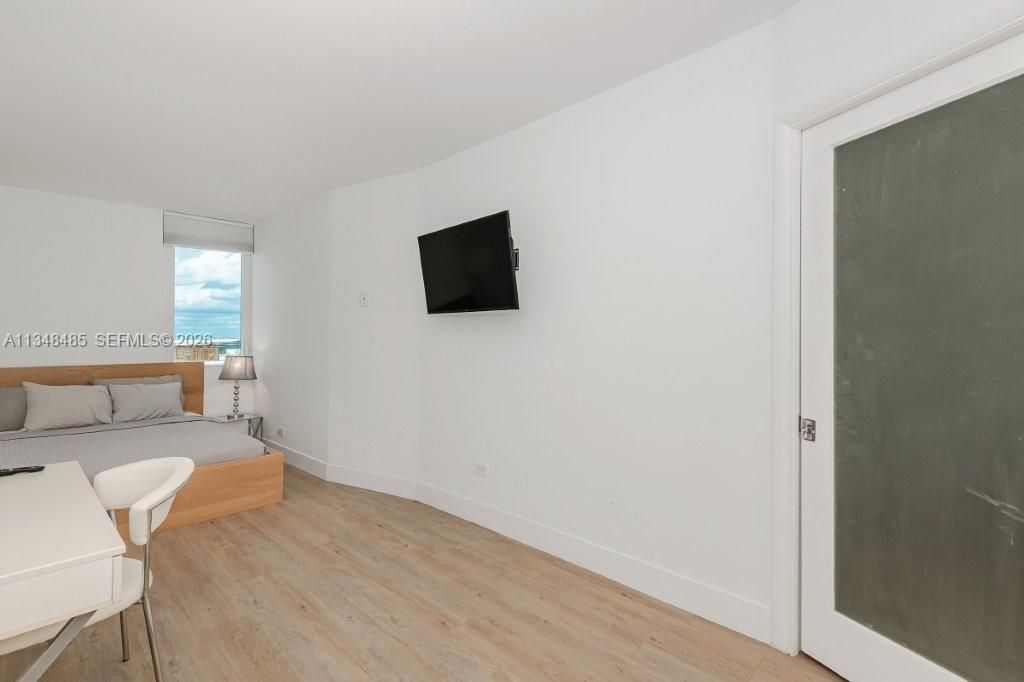 2301 Collins Ave, Unit 927, Miami Beach, FL 33139 Photo