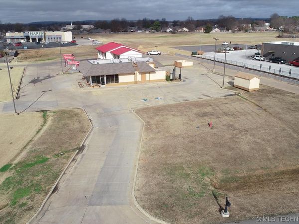 920 S Ross Street, Fort Gibson, OK 74434