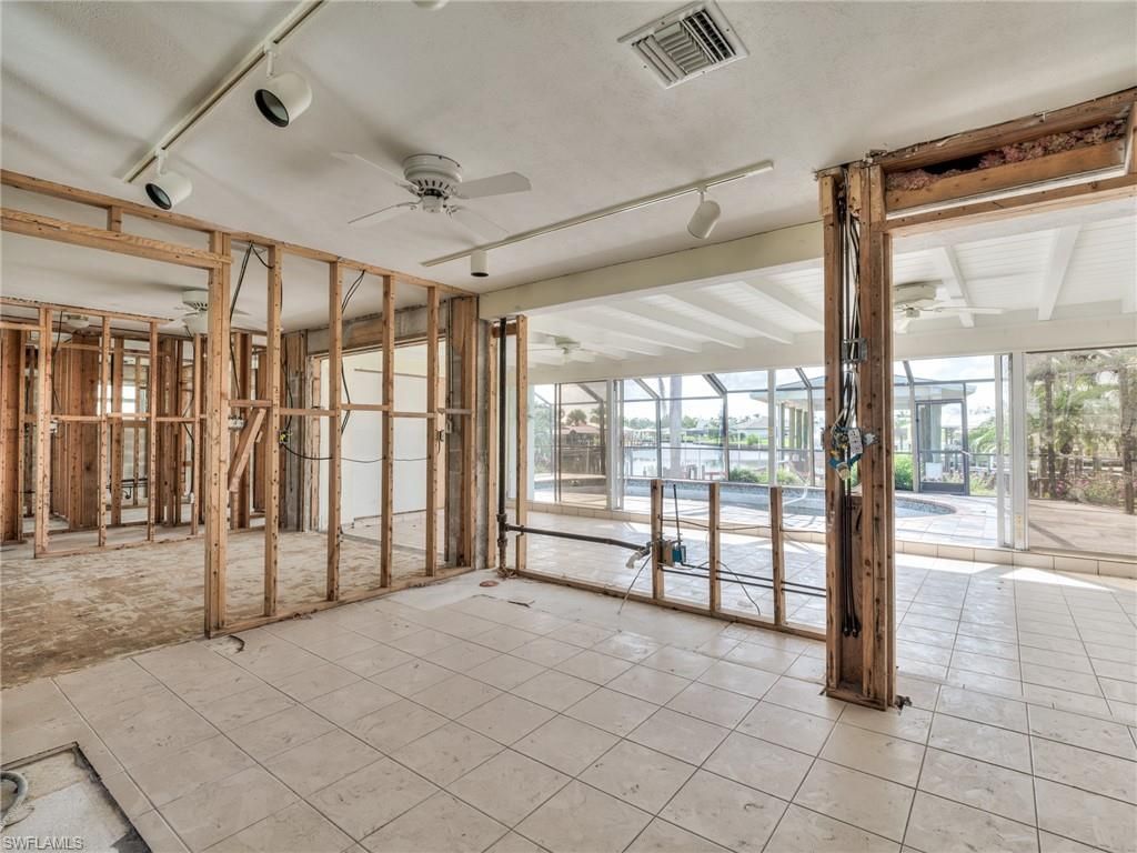 230 Randy Ln, Fort Myers Beach, FL 33931 Photo
