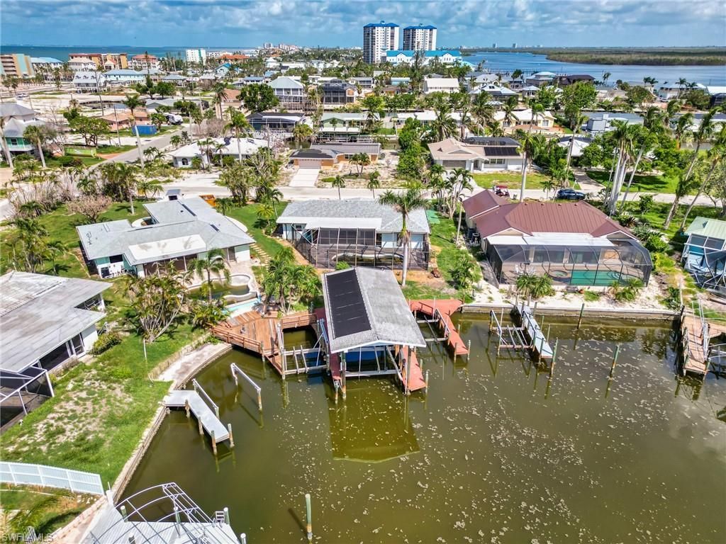 230 Randy Ln, Fort Myers Beach, FL 33931 Photo