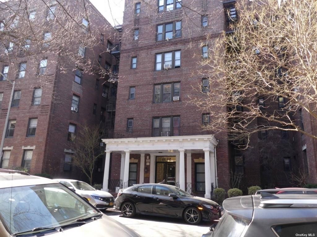 41-12 41 Street, Unit 2J, Sunnyside, NY 11104 Main Photo