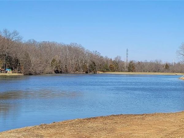 1829 Ridge Lane, Pacific, MO 63069