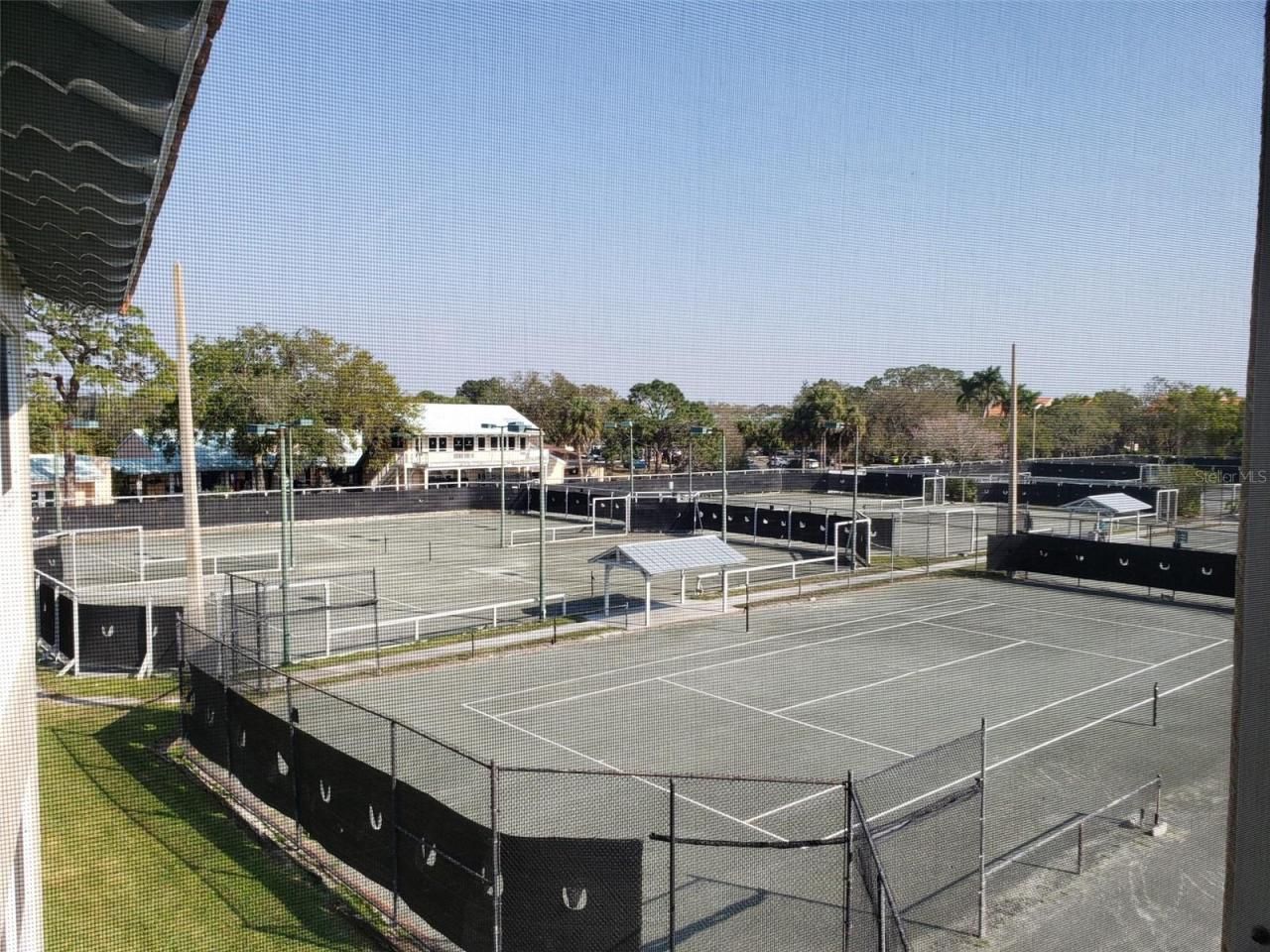 4510 El Conquistador Parkway, Unit 207, Bradenton, FL 34210 Photo