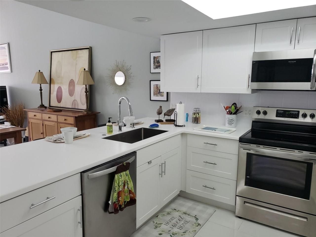 4510 El Conquistador Parkway, Unit 207, Bradenton, FL 34210 Photo