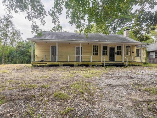 4852 Highland Rd, Baton Rouge, LA 70808