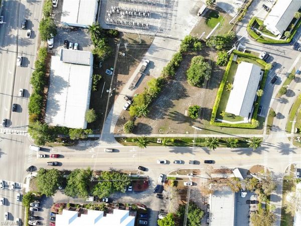 1202 5th AVE N, NAPLES, FL 34102