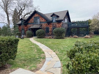 17 Kirby, Washington, CT 06793