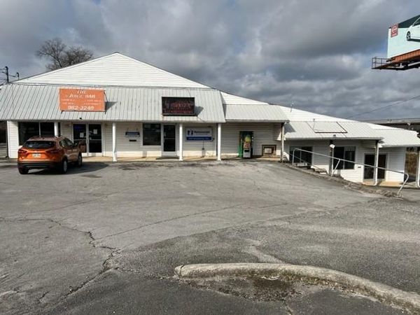 2113 Decherd Blvd, Decherd, TN 37324