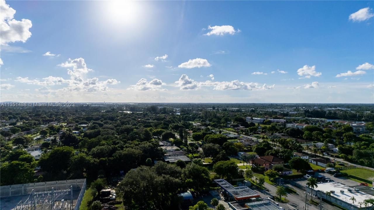 665 NW 151st St, Miami, FL 33169 Photo