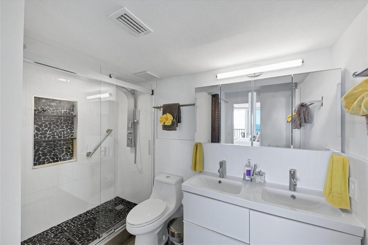 20 Whispering Sands Drive, Unit 903, Sarasota, FL 34242 Photo