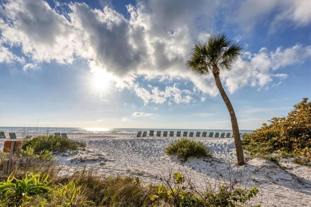 20 Whispering Sands Drive, Unit 903, Sarasota, FL 34242 Photo