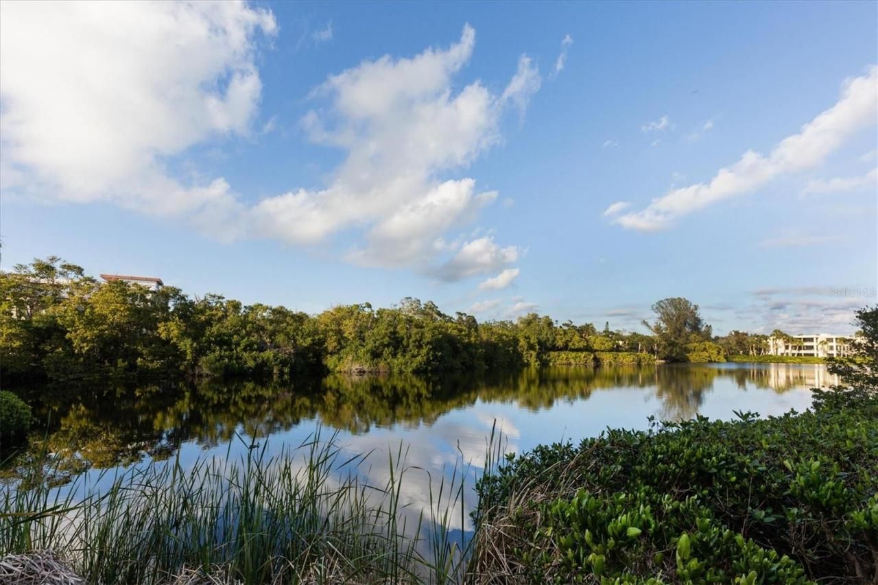 20 Whispering Sands Drive, Unit 903, Sarasota, FL 34242 Photo