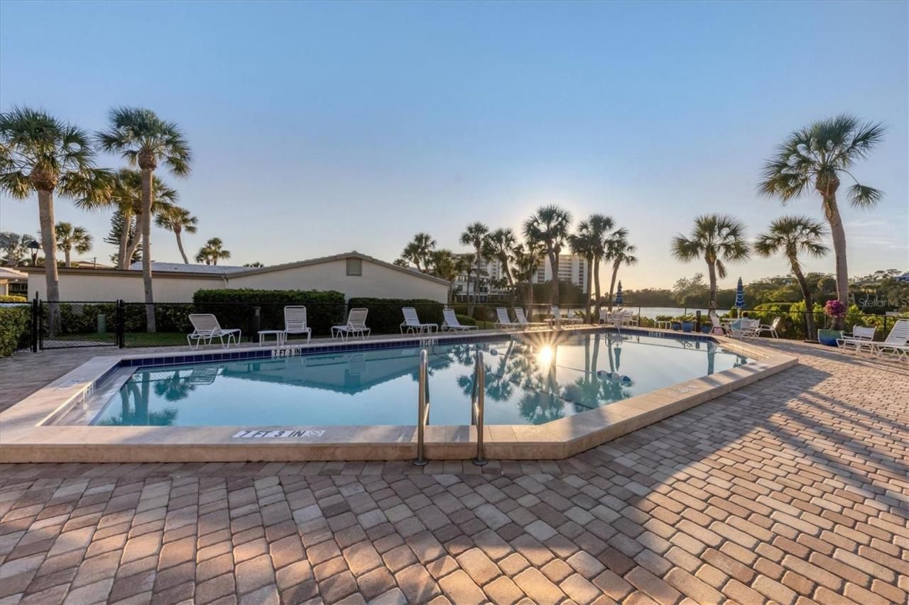 20 Whispering Sands Drive, Unit 903, Sarasota, FL 34242 Photo