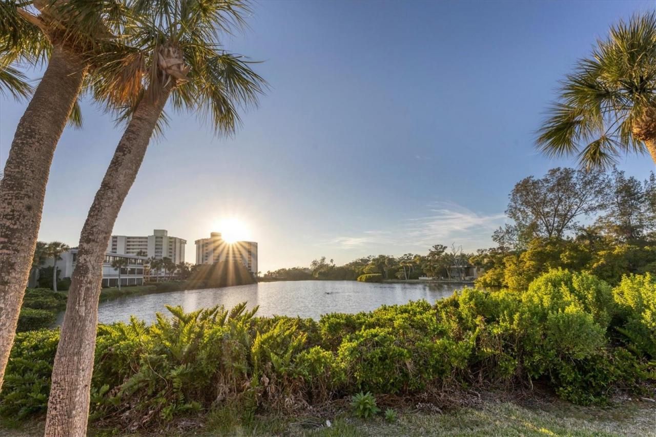 20 Whispering Sands Drive, Unit 903, Sarasota, FL 34242 Photo