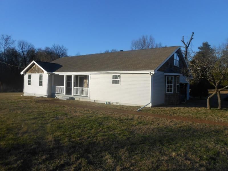 2081 Neelys Bend Rd, Madison, TN 37115 Main Photo