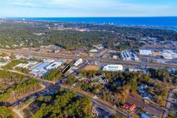 11006 Tournament Blvd. photo 4