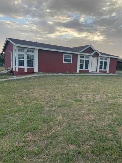 480 Private Road 948, Florence, TX 76527 Main Photo