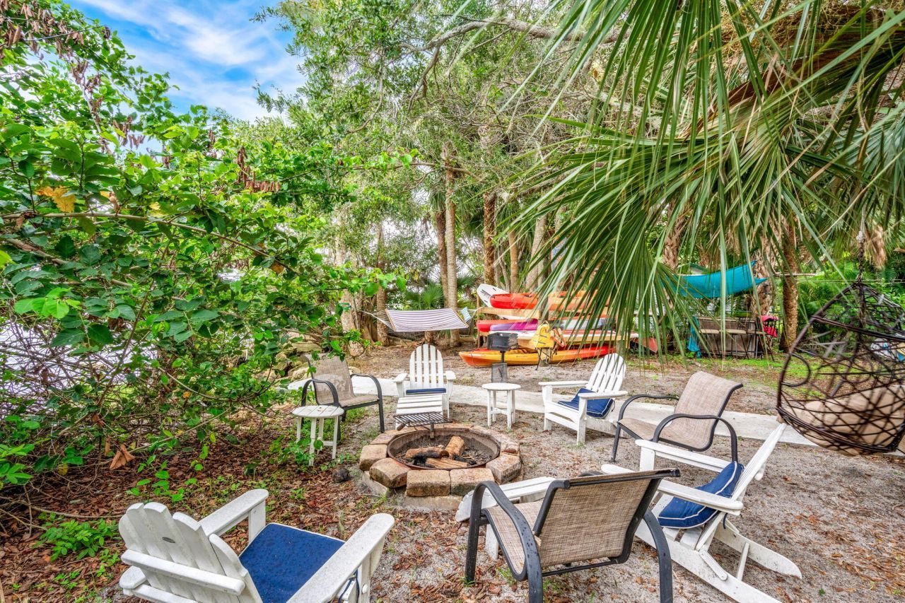 1365 Pineapple Avenue, Melbourne, FL 32935 Photo