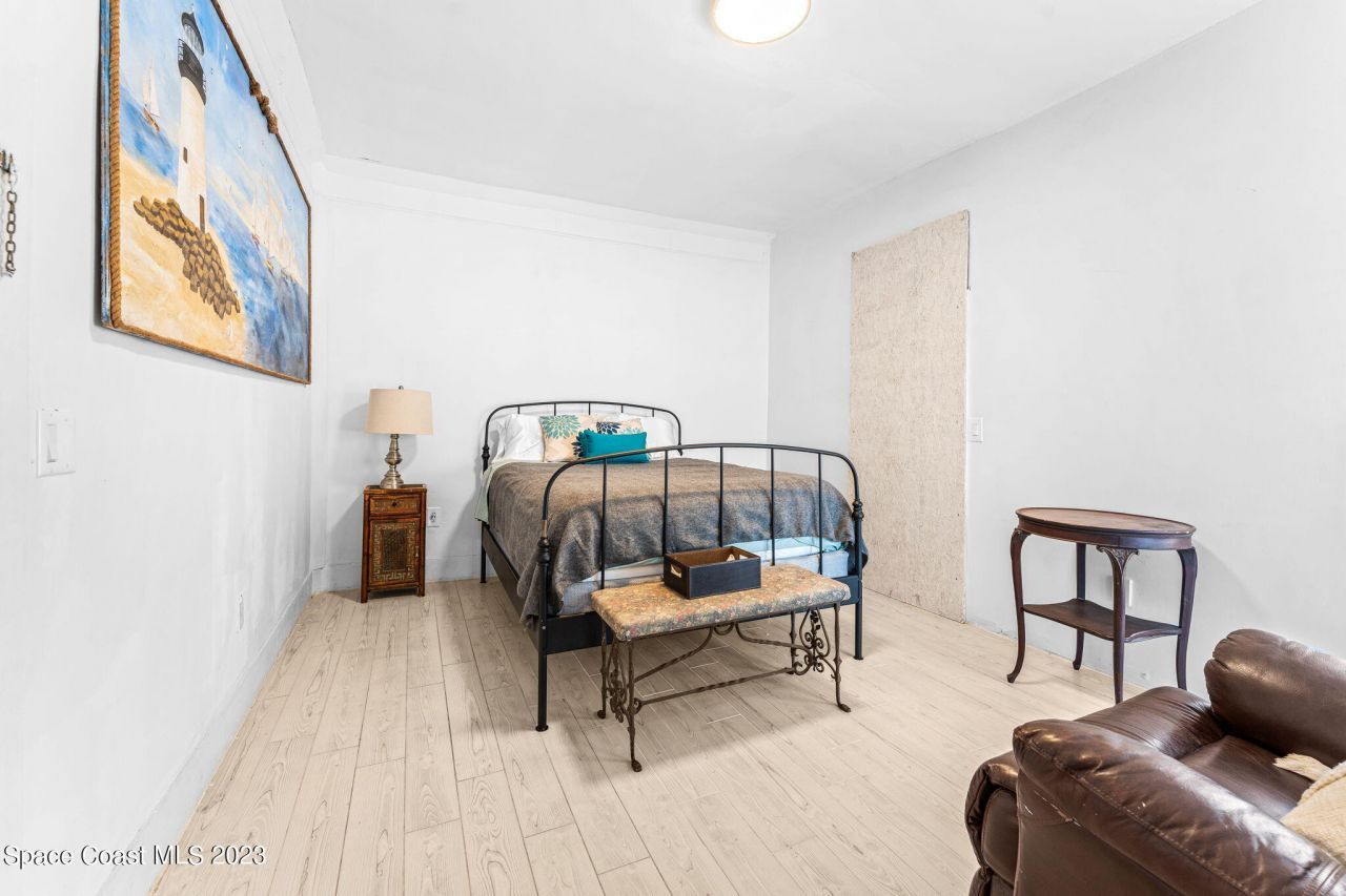 1365 Pineapple Avenue, Melbourne, FL 32935 Photo