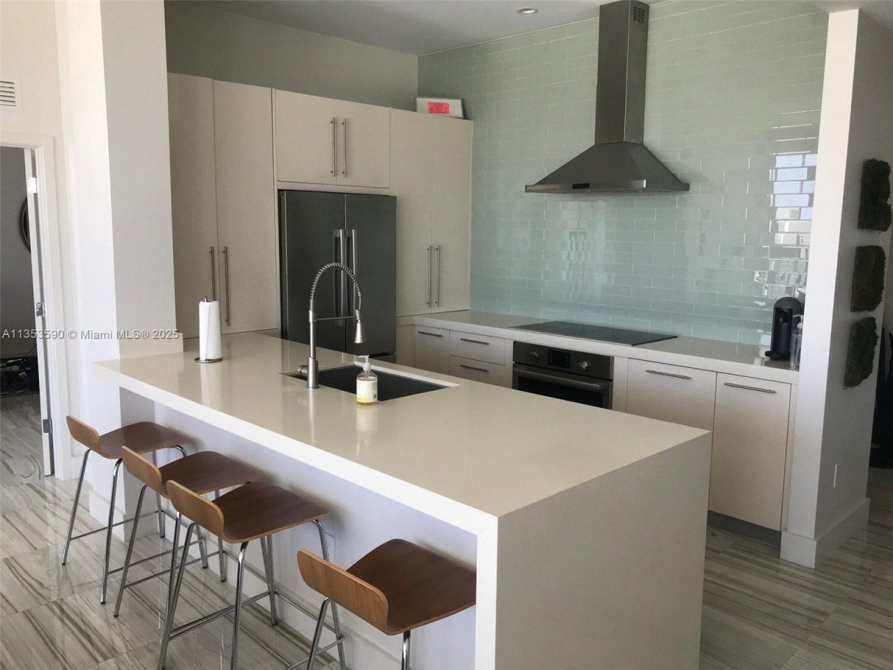 100 Lincoln Rd, Unit PH9, Miami Beach, FL 33139 Photo