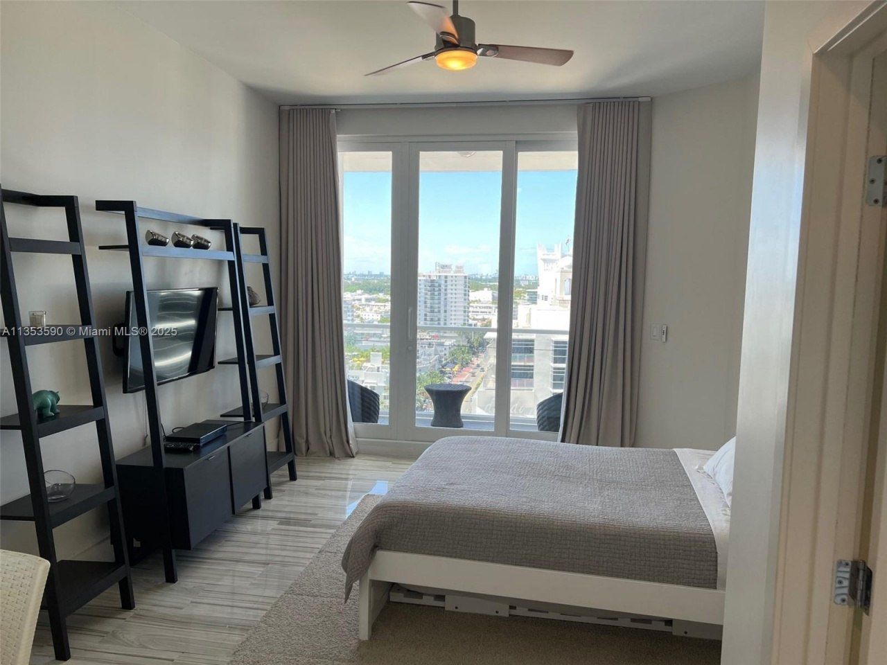 100 Lincoln Rd, Unit PH9, Miami Beach, FL 33139 Photo