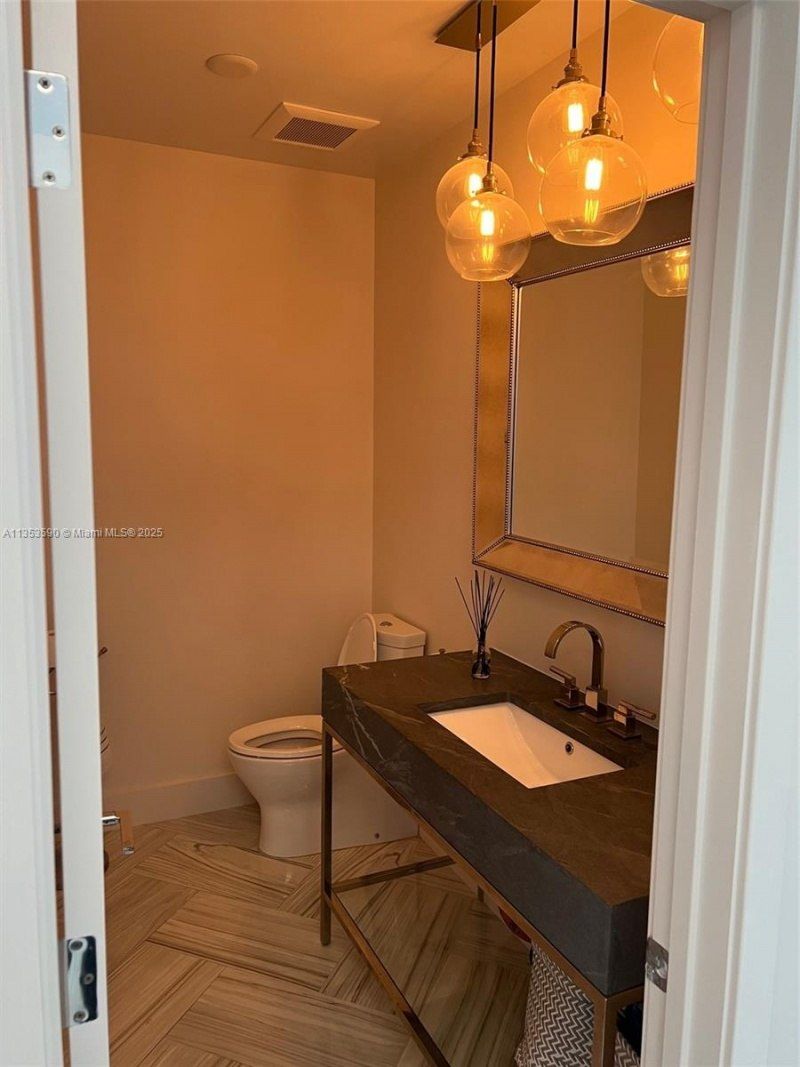 100 Lincoln Rd, Unit PH9, Miami Beach, FL 33139 Photo