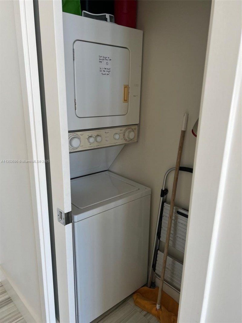 100 Lincoln Rd, Unit PH9, Miami Beach, FL 33139 Photo