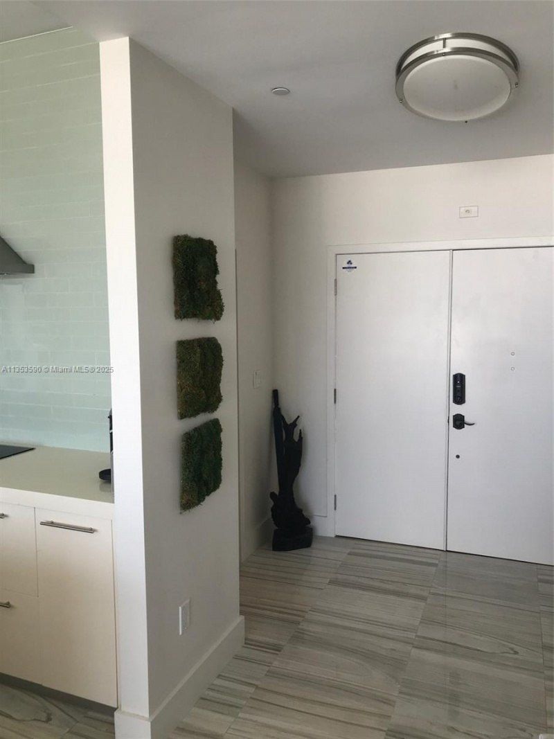 100 Lincoln Rd, Unit PH9, Miami Beach, FL 33139 Photo