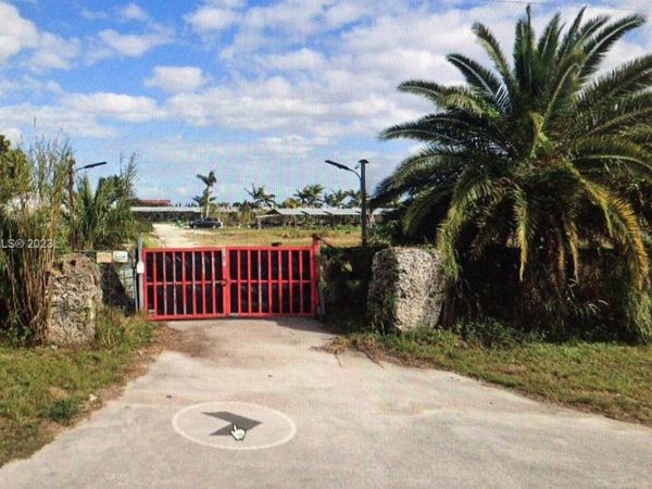 17801 SW 197 Ave, Miami, FL 33187