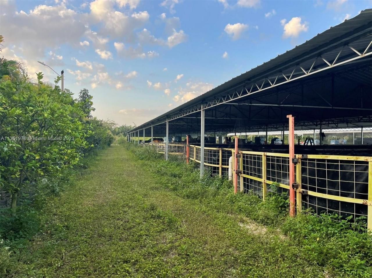 17801 SW 197 Ave, Miami, FL 33187 Photo