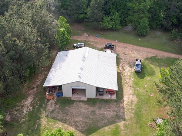 636 Costley Rd, Roxie, MS 39661