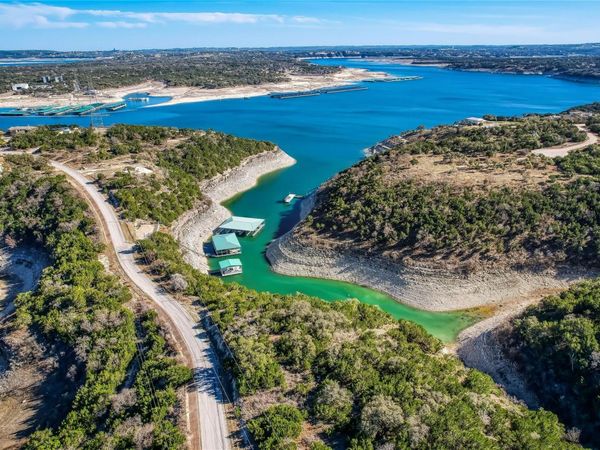 18201 MARSHALL POINT DR, Lago Vista, TX 78645