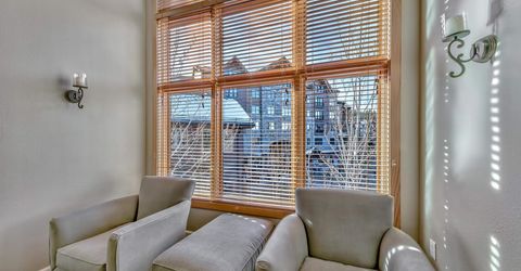 2100 North Village Drive, Truckee, CA 96161 Photo
