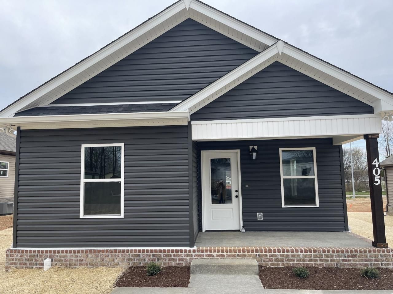 405 Church St, Portland, TN 37148 Main Photo