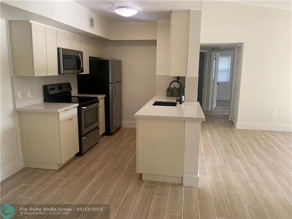 2457 Centergate Drive, Miramar, FL 33025