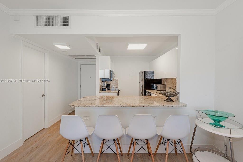 2301 Collins Ave, Unit 842, Miami Beach, FL 33139 Photo