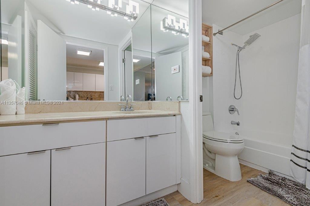 2301 Collins Ave, Unit 842, Miami Beach, FL 33139 Photo