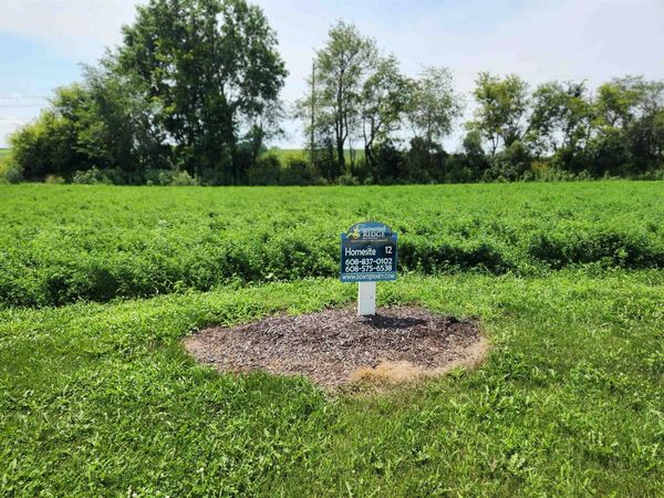 848 Valley Road, Dane, WI 53529